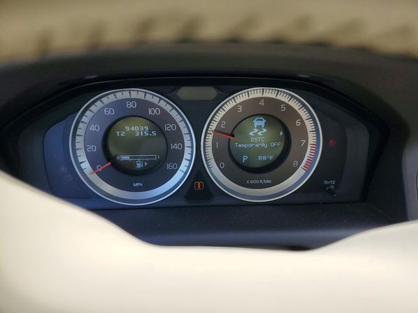 2012 VOLVO XC60
