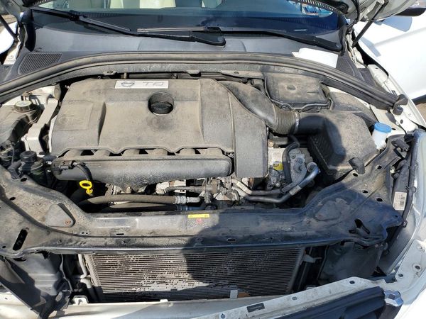 2012 VOLVO XC60