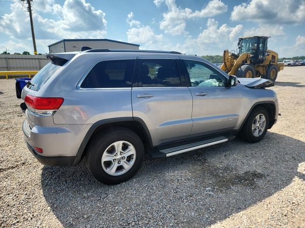 2015 JEEP GRAND CHEROKEE LAREDO 4X2