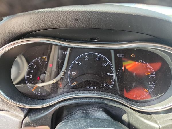 2015 JEEP GRAND CHEROKEE LAREDO 4X2