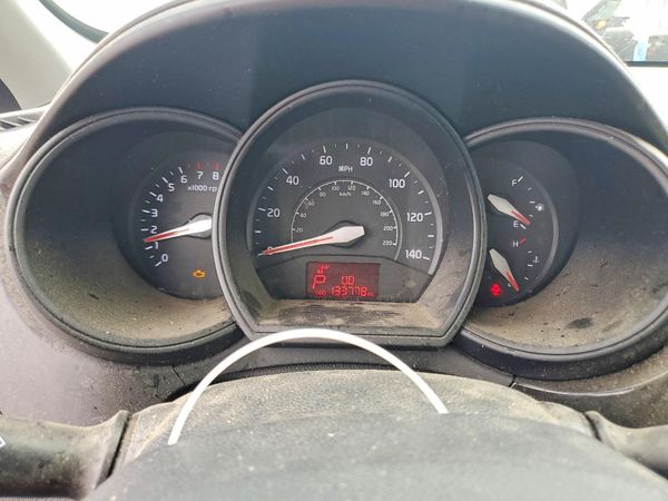 2016 KIA RIO LX A/T