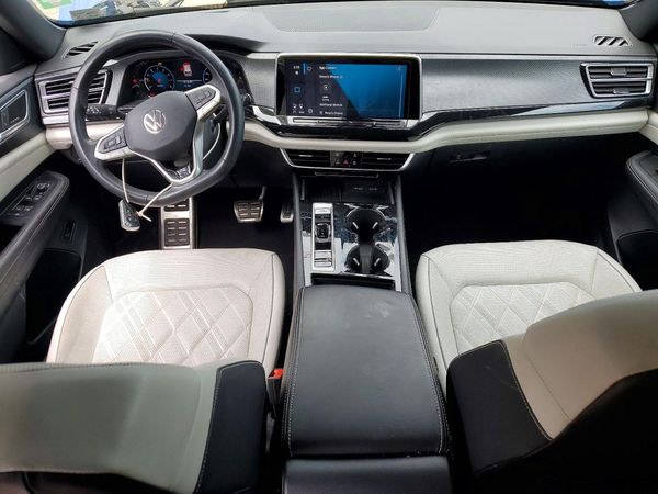 2025 VOLKSWAGEN ATLAS CROSS SPORT