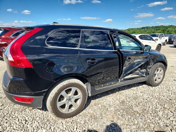 2012 VOLVO XC60