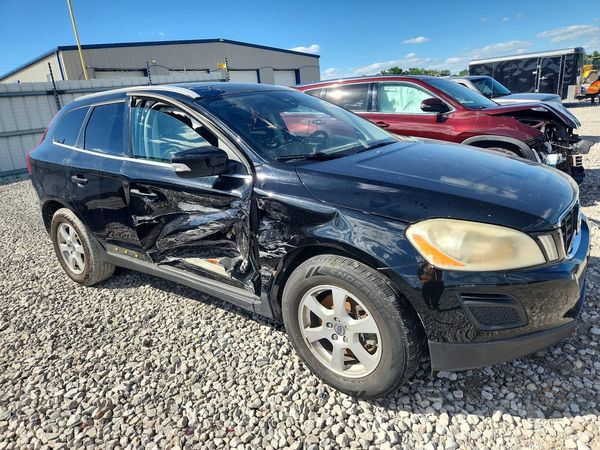 2012 VOLVO XC60