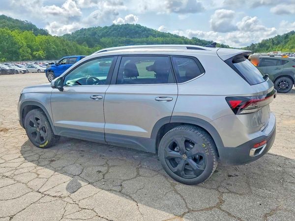 2025 VOLKSWAGEN TAOS