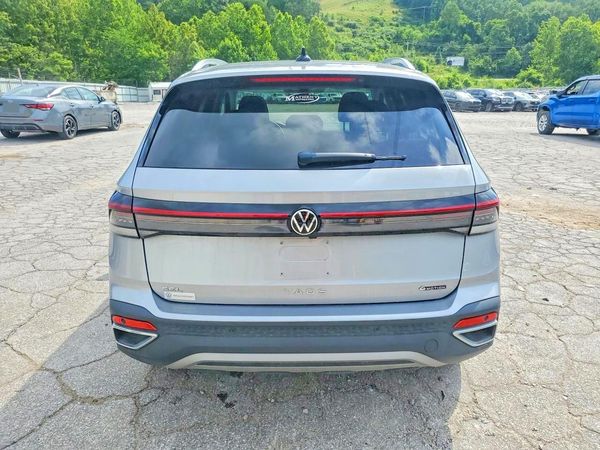 2025 VOLKSWAGEN TAOS