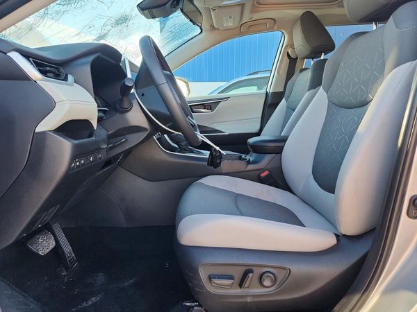 2025 TOYOTA RAV 4