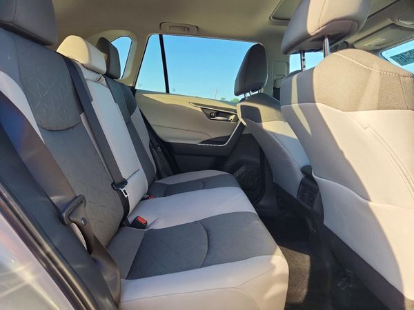 2025 TOYOTA RAV 4