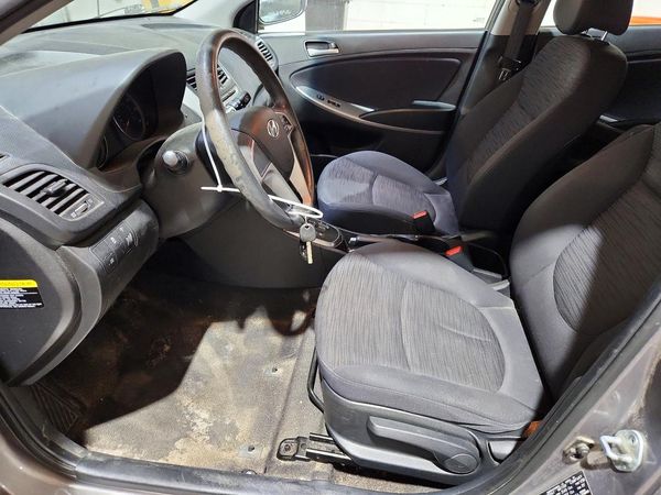 2017 HYUNDAI ACCENT SE Base