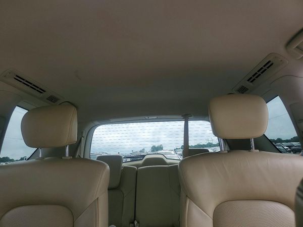 2015 INFINITI QX80