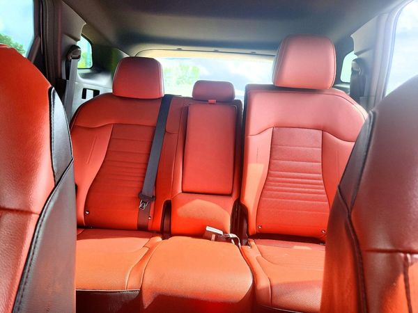 2023 KIA SPORTAGE SX-PRESTIGE or SX-P