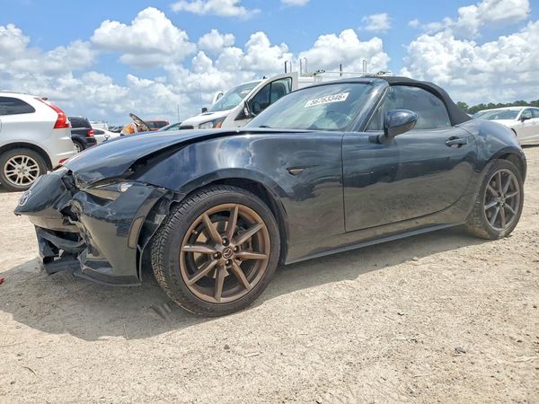 2018 MAZDA MX-5 MIATA Grand Touring (Soft Top)