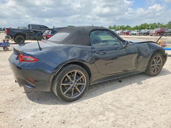 2018 MAZDA MX-5 MIATA Grand Touring (Soft Top)