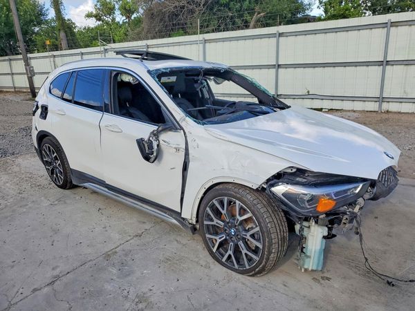 2021 BMW X1 sDrive28i