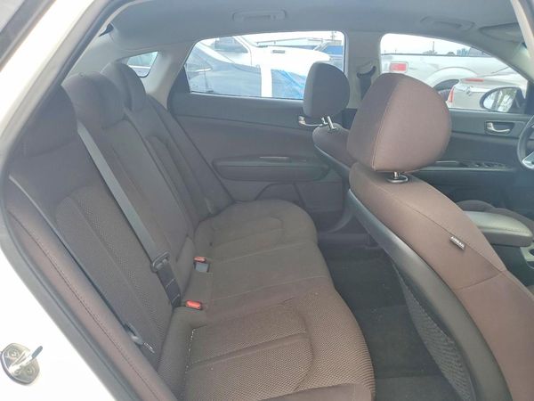 2019 KIA OPTIMA LX, S