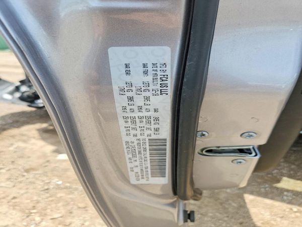 2019 JEEP CHEROKEE LATITUDE 4X4