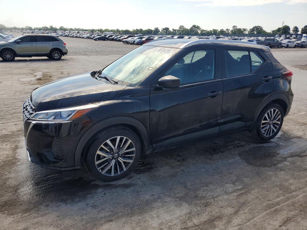 2021 NISSAN KICKS