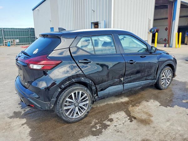 2021 NISSAN KICKS