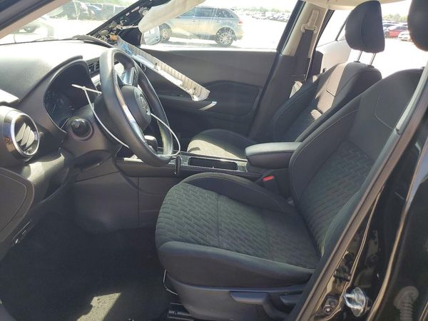 2021 NISSAN KICKS