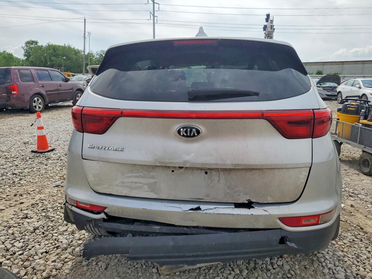 2017 KIA SPORTAGE LX