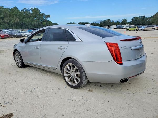 2017 CADILLAC XTS Luxury