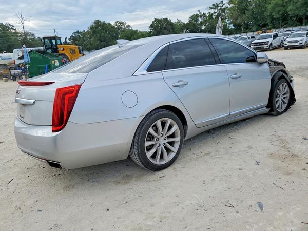 2017 CADILLAC XTS Luxury