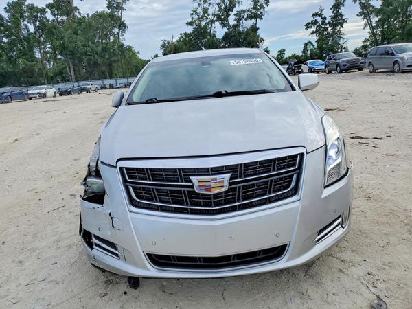 2017 CADILLAC XTS Luxury