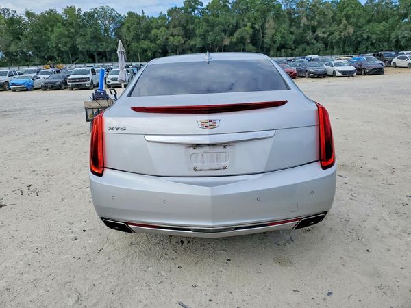 2017 CADILLAC XTS Luxury