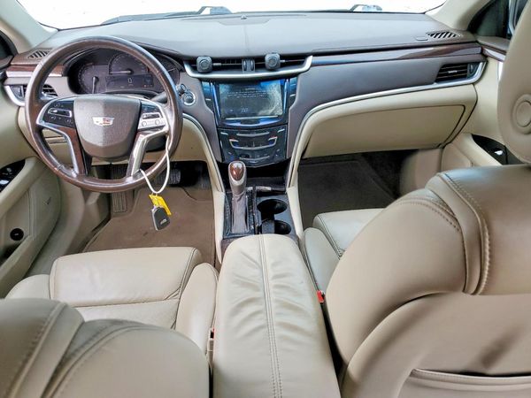 2017 CADILLAC XTS Luxury