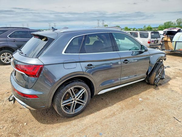 2023 AUDI Q5 E