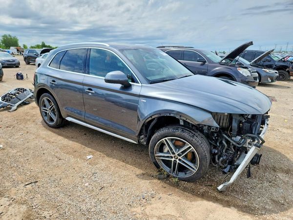 2023 AUDI Q5 E