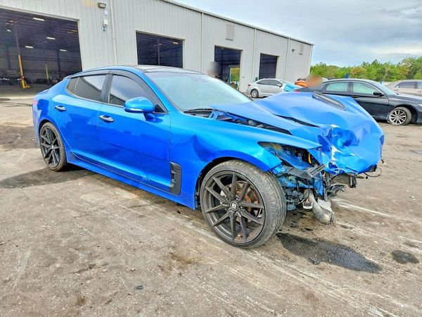 2019 KIA STINGER