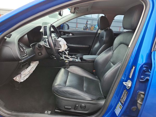 2019 KIA STINGER