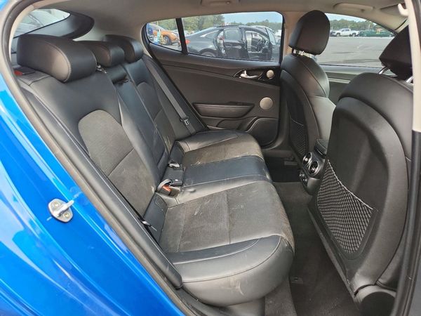 2019 KIA STINGER