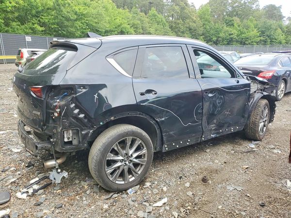 2019 MAZDA CX-5 Signature