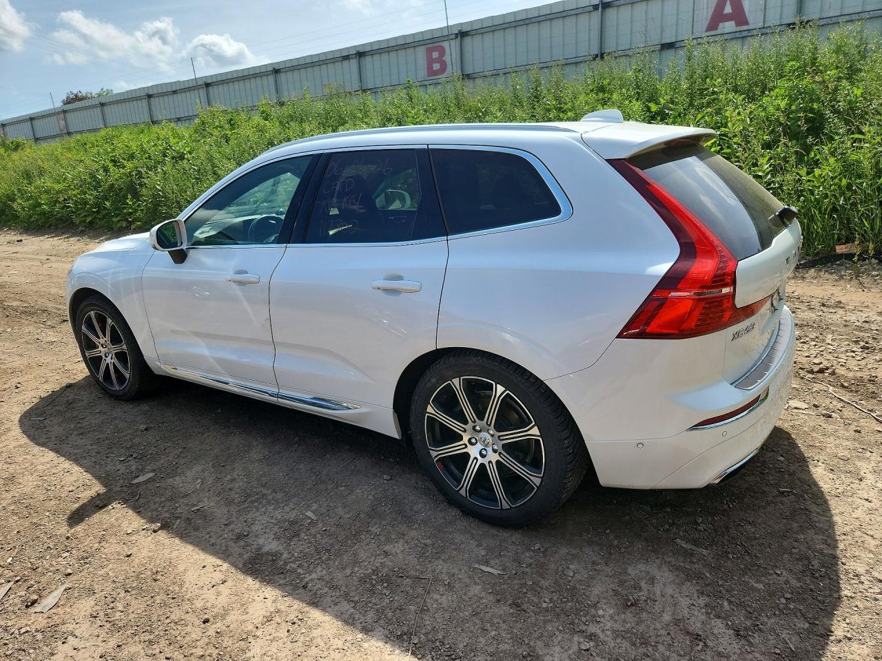 2018 VOLVO XC60 Inscription