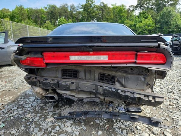 2013 DODGE CHALLENGER Base