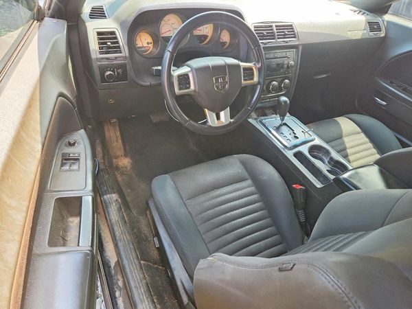 2013 DODGE CHALLENGER Base