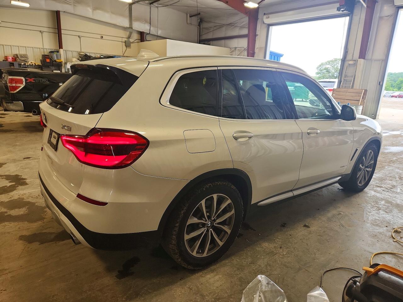 2018 BMW X3 sDrive30i