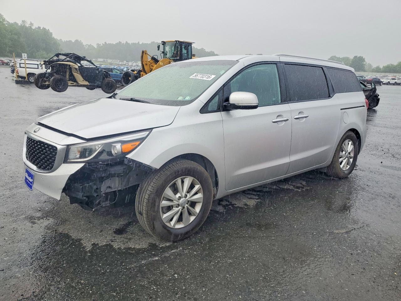 2017 KIA SEDONA LX