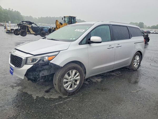2017 KIA SEDONA LX