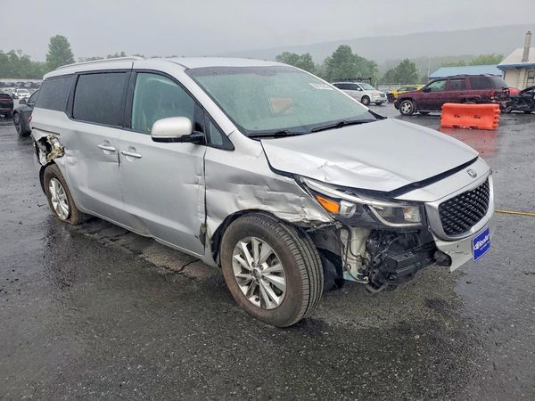 2017 KIA SEDONA LX