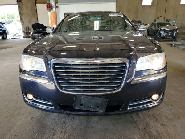 2012 CHRYSLER 300 Limited