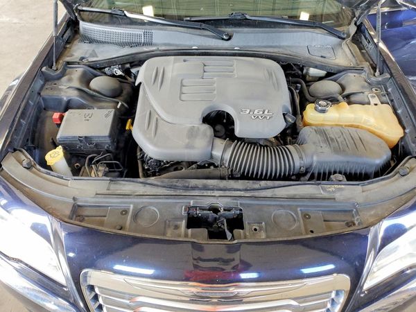 2012 CHRYSLER 300 Limited
