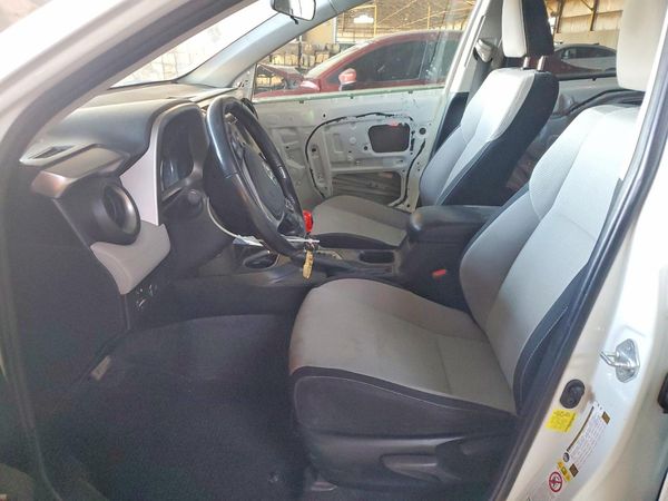 2018 TOYOTA RAV4 Adventure/XLE