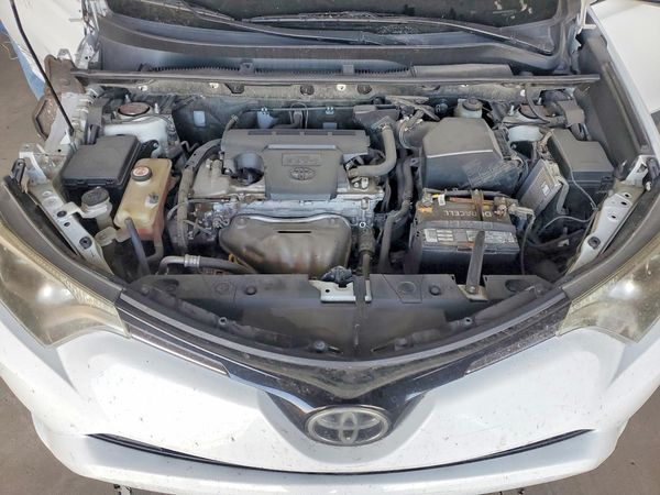 2018 TOYOTA RAV4 Adventure/XLE