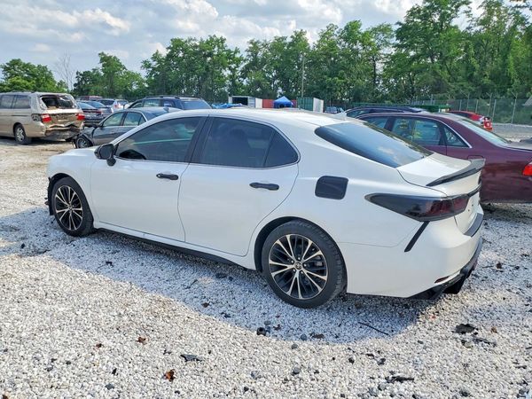 2020 TOYOTA CAMRY