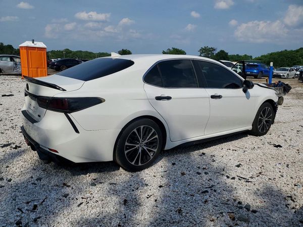 2020 TOYOTA CAMRY