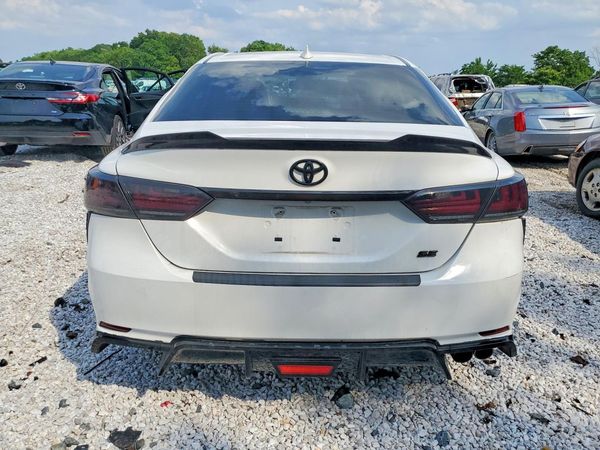 2020 TOYOTA CAMRY