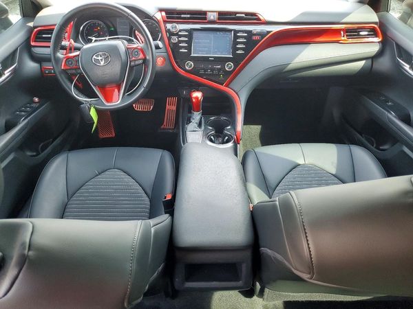 2020 TOYOTA CAMRY